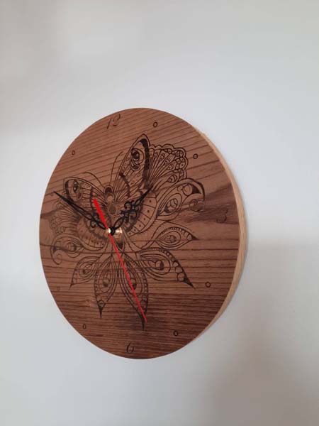 Horloge Murale Papillon en Bois