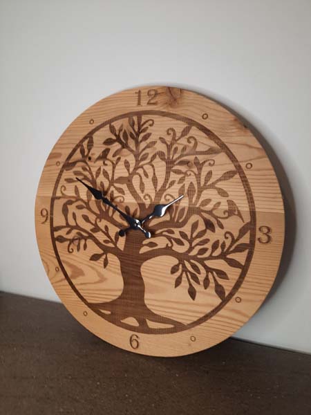 Pendule Personnalisée en Bois