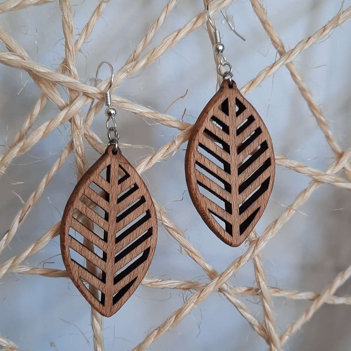 Boucles d'Oreilles en Bois Feuilles Aulne